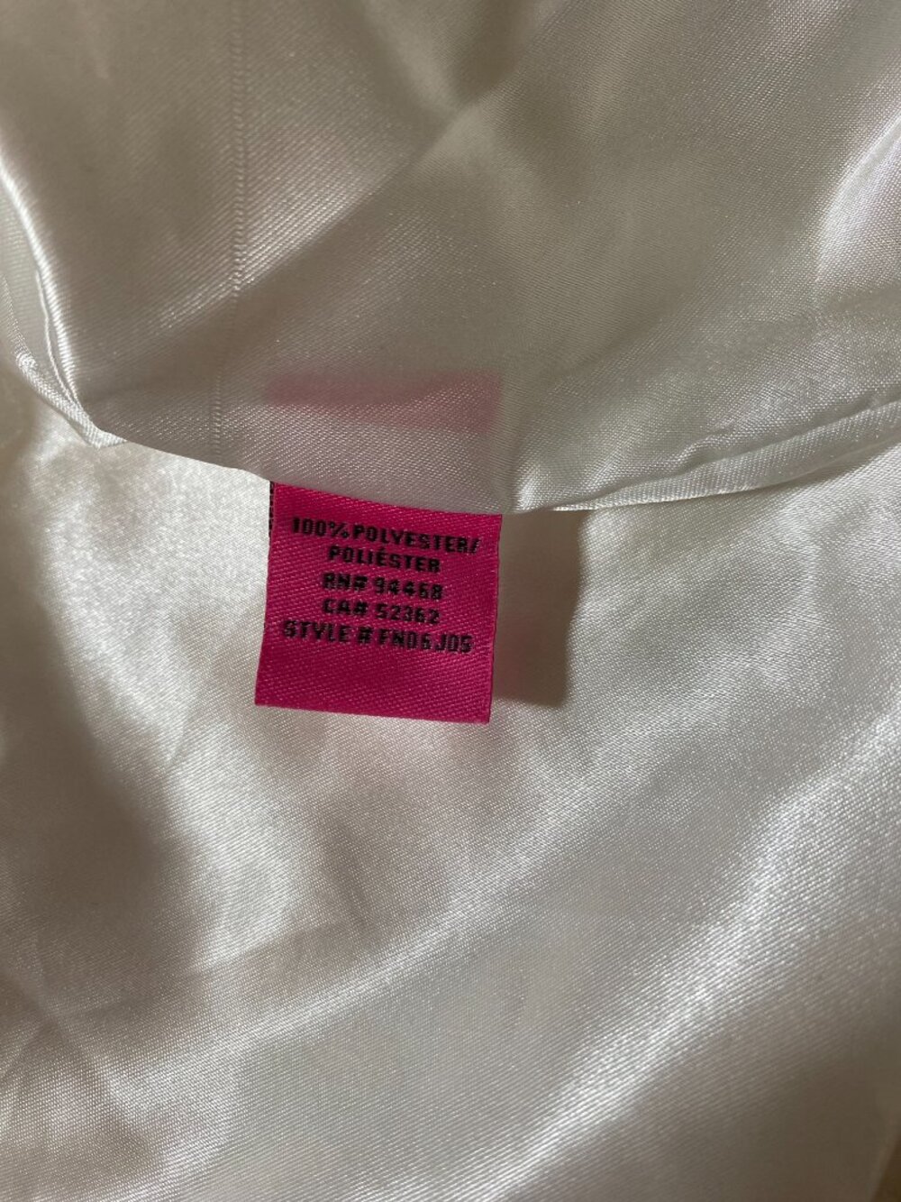 BETSEY JOHNSON '14 White Faux Fur Cape Bolero Jacket Lined Sz M Y2K Glam ($135) - Picture 6 of 9